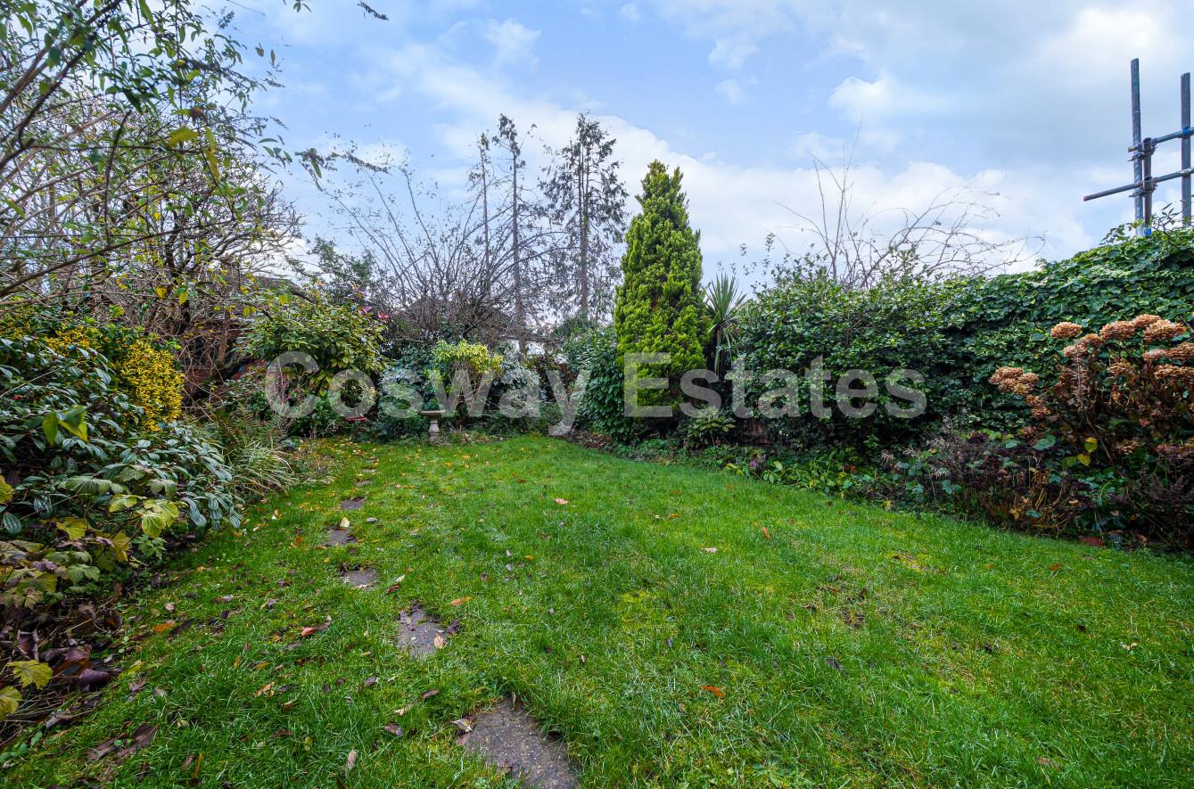 Brockenhurst Gardens, London